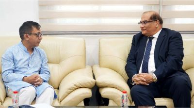 শিল্পমন্ত্রীর সঙ্গে পাকিস্তানের হাইকমিশনারের সাক্ষাৎ