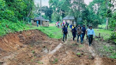 কসবায় অবৈধভাবে মাটি কাটায় ভ্রাম্যমাণ আদালতের জরিমানা ২০ হাজার টাকা