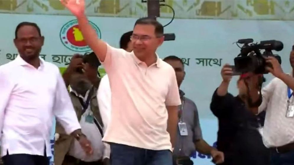 টাঙ্গাইলে কৃষক সমাবেশে যোগ দিয়েছেন প্রধানমন্ত্রী