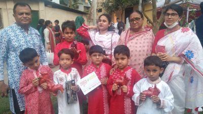 ব্রাহ্মণবাড়িয়ায় শিশুদের পছন্দমতো খেলনা কিনে দিলো বসুন্ধরা শুভসংঘ