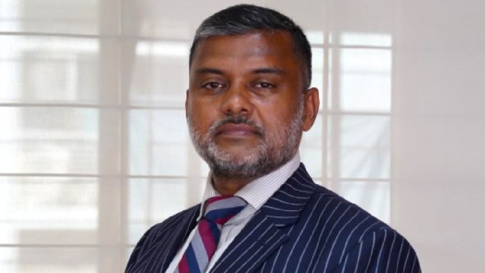 বার কাউন্সিল নির্বাচনে অংশ নেওয়ার ঘোষণা শিশির মনিরের