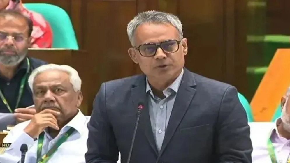 চট্টগ্রাম-কক্সবাজার মহাসড়ক ৪ লেন করার পরিকল্পনা নিয়েছে সরকার: সেতুমন্ত্রী