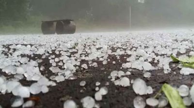 দেশের বিভিন্ন অঞ্চলে বজ্রসহ শিলাবৃষ্টির আভাস