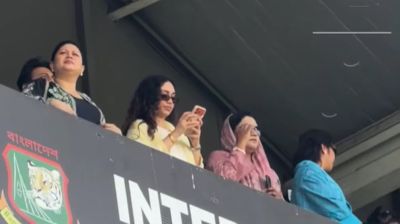 বাংলাদেশের খেলা দেখতে গ্যালারিতে জাইমা রহমান