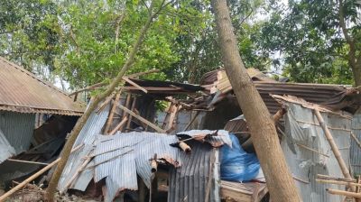 কালবৈশাখির তাণ্ডবে গঙ্গাচড়ায় শতাধিক পরিবার খোলা আকাশের নিচে