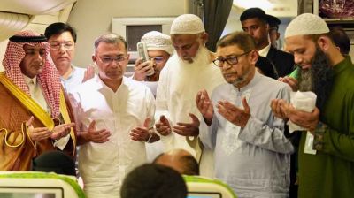 হজ ফ্লাইটের উদ্বোধন করলেন প্রধানমন্ত্রী, ব্যয় কমানোর আশ্বাস