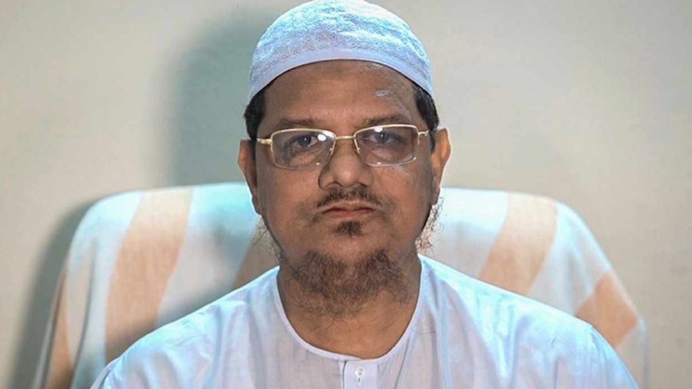 তেলের দাম বৃদ্ধি জীবনযাত্রাকে আরও দুরূহ করবে: পীর চরমোনাই