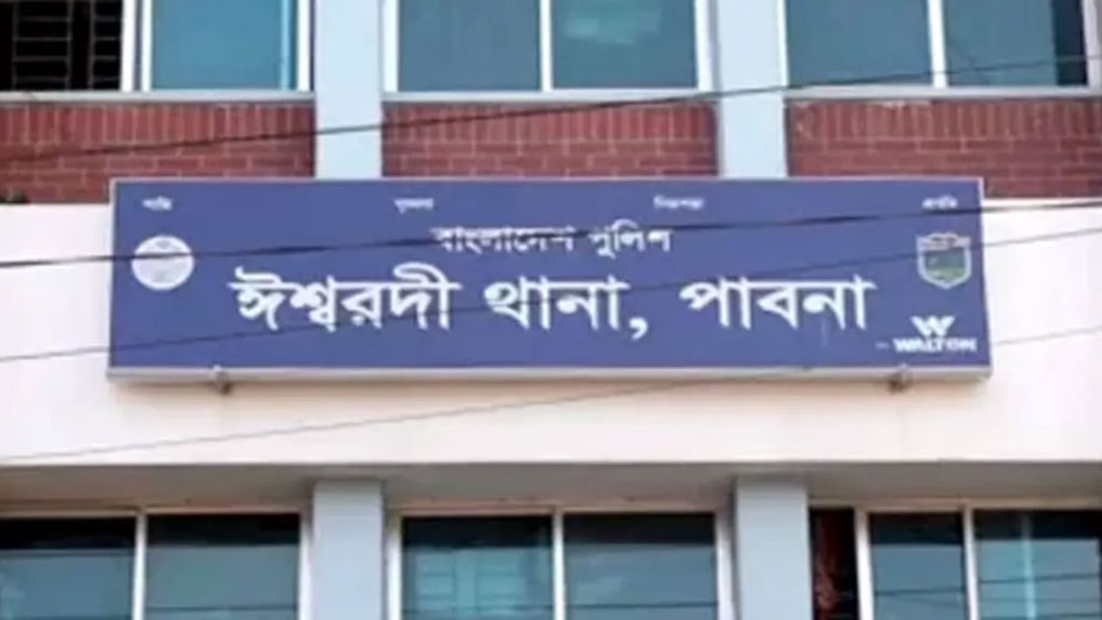 পদ্মায় পুলিশের ওপর সন্ত্রাসী হামলায় ওসিসহ ৫ সদস্য গুলিবিদ্ধ