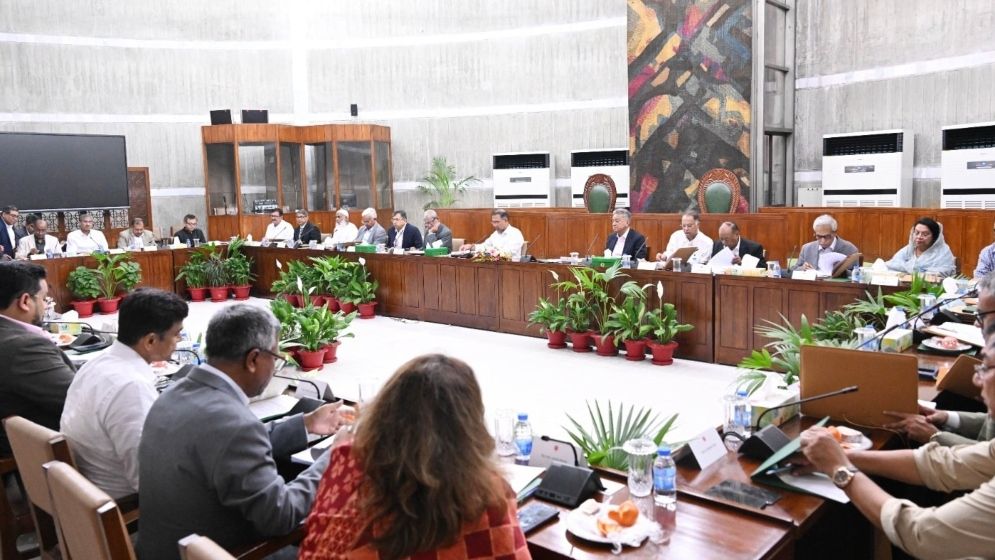 সংসদ সদস্যদের শুল্কমুক্ত গাড়ি সুবিধা বাতিলসহ মন্ত্রিসভায় ৫ প্রস্তাব অনুমোদন