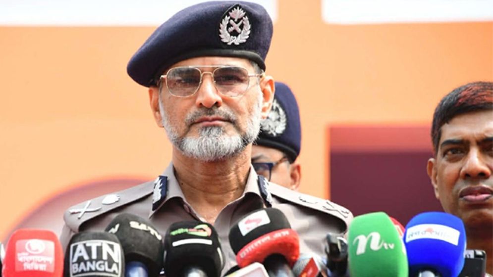 রাজধানীজুড়ে ১১ হাজার সি‌সি ক্যামেরা লাগাবে ডিএম‌পি