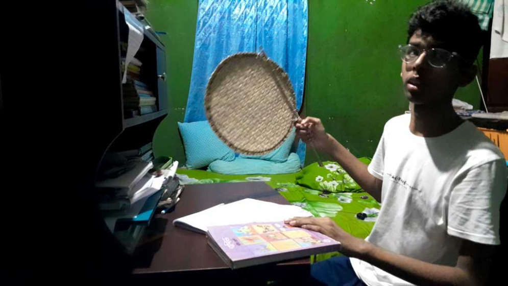 লালমনিরহাটে লোডশেডিং: জনজীবন বিপর্যস্ত, দুর্ভোগে এসএসসি পরীক্ষার্থীরা