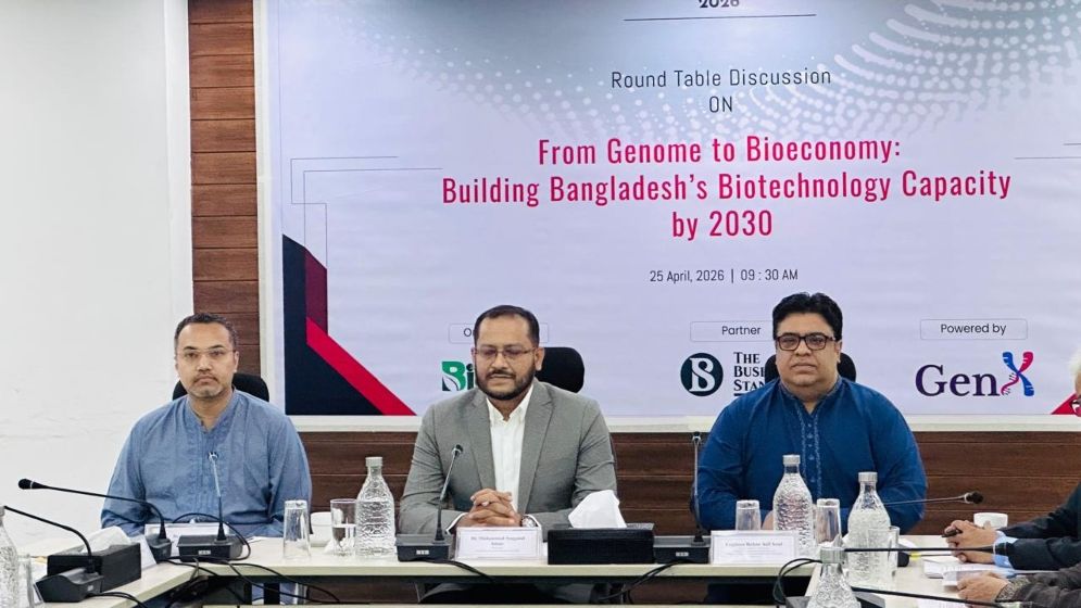 ২ কোটি শিক্ষার্থীকে মিড-ডে মিল দেওয়ার পরিকল্পনা সরকারের: মাহদী আমিন