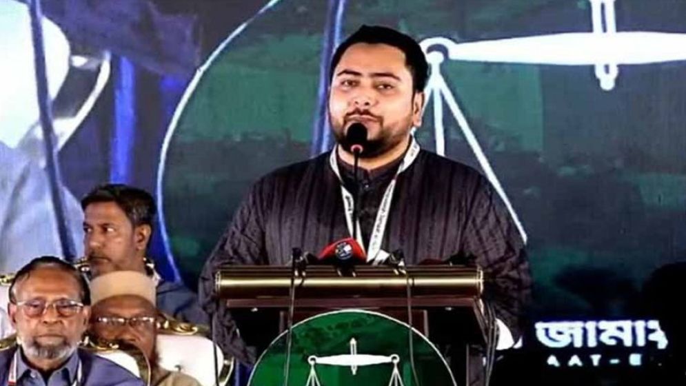 ইতিহাসে কোনও সরকার দুই মাসে এতটা অজনপ্রিয় হয়নি: নাহিদ ইসলাম