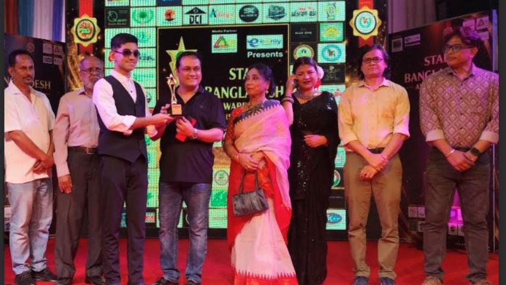 স্টার বাংলাদেশ অ্যাওয়ার্ড-এ শ্রেষ্ঠ শিশু শিল্পী পুরস্কার পেয়েছে ঠাকুরগাঁওয়ের রাহাত