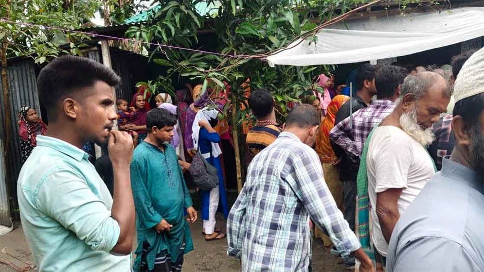 কুড়িগ্রামে সড়ক দুর্ঘটনায় নিহতের সংখ্যা বেড়ে দাঁড়াল ৫