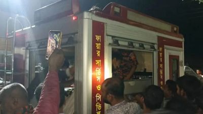 কুড়িগ্রামে ট্রাক-মাইক্রোবাস সংঘর্ষ: শিশুসহ নিহত ৩, আহত ৯
