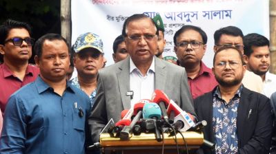 ১০০ জন হকারকে ডিজিটাল পরিচয়পত্র দিল ডিএসসিসি