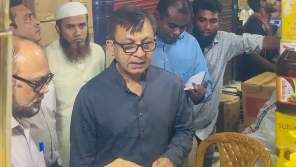 ভোজ্যতেলের সরবরাহ পরিস্থিতি স্বাভাবিকের পথে: বাণিজ্যমন্ত্রী