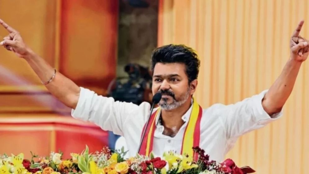 সরকার গঠন করতে কংগ্রেসের সঙ্গে বিজয়ের জরুরি বৈঠক আজ
