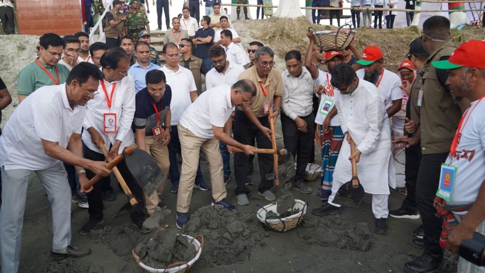 শাহরাস্তিতে খোর্দ্দ খাল পুনঃখনন কাজের উদ্বোধন করলেন প্রধানমন্ত্রী
