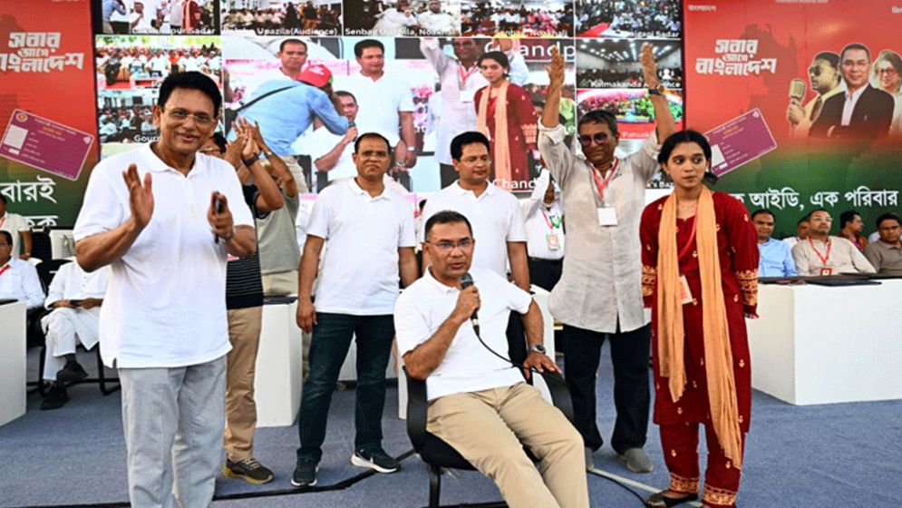 একটি মহল রাজনীতির নামে বিভ্রান্তি ছড়াচ্ছে: প্রধানমন্ত্রী