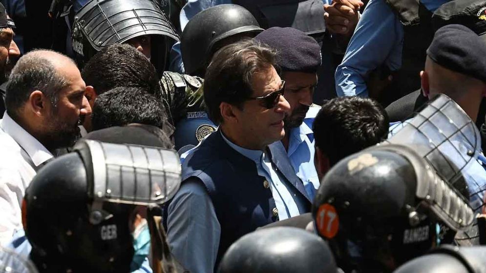 ইমরান খানকে ক্ষমতা থেকে সরিয়েছে যুক্তরাষ্ট্র, গোপন নথি ফাঁস