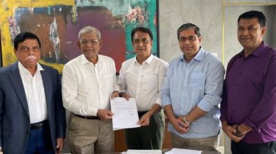 নিয়োগপত্র গ্রহণ করলেন বগুড়া সিটি করপোরেশনের প্রশাসক