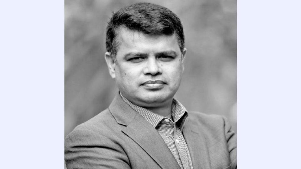 অকার্যকর মুদ্রানীতির চক্করে ডুবছে অর্থনীতি, বাণিজ্য ও বিনিয়োগ