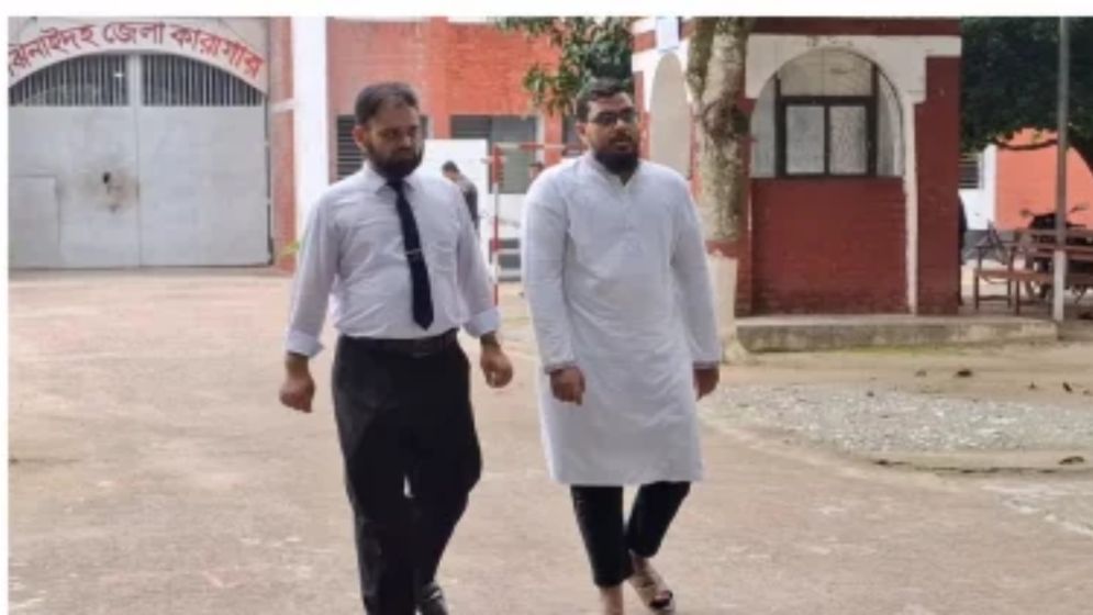 জামিনে মুক্ত এনসিপি নেতা তারেক রেজা