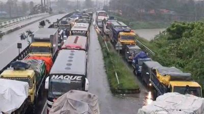 ‘কখন বাড়ি পৌঁছাব জানি না’