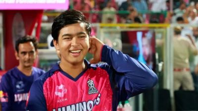 ফাইনাল হলো না, বেঞ্চে বসে কাঁদলেন আইপিএল কাঁপানো বৈভব