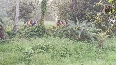 গোমস্তাপুর সীমান্তে পুশ-ইন নিয়ে উত্তেজনা, জড়ো করা লোকজন সরিয়ে নিল বিএসএফ