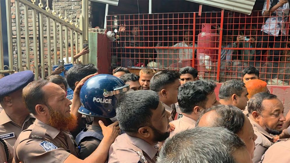 আদালতে আসামি সোহেল-স্বপ্না, রামিসা হত্যার রায় ঘোষণা শুরু ১১টায়