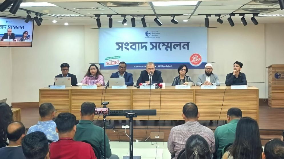 সরকারের ১০০ দিন: আশার বার্তার পাশাপাশি জবাবদিহি সংকটে উদ্বেগ টিআইবির