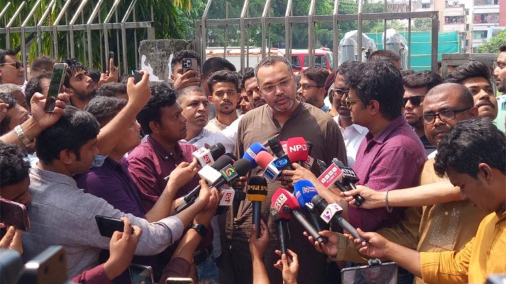 সৃজনশীল ও দক্ষ প্রজন্ম গড়তে শিক্ষা ব্যবস্থার রূপান্তর চায় সরকার: মাহদী আমিন