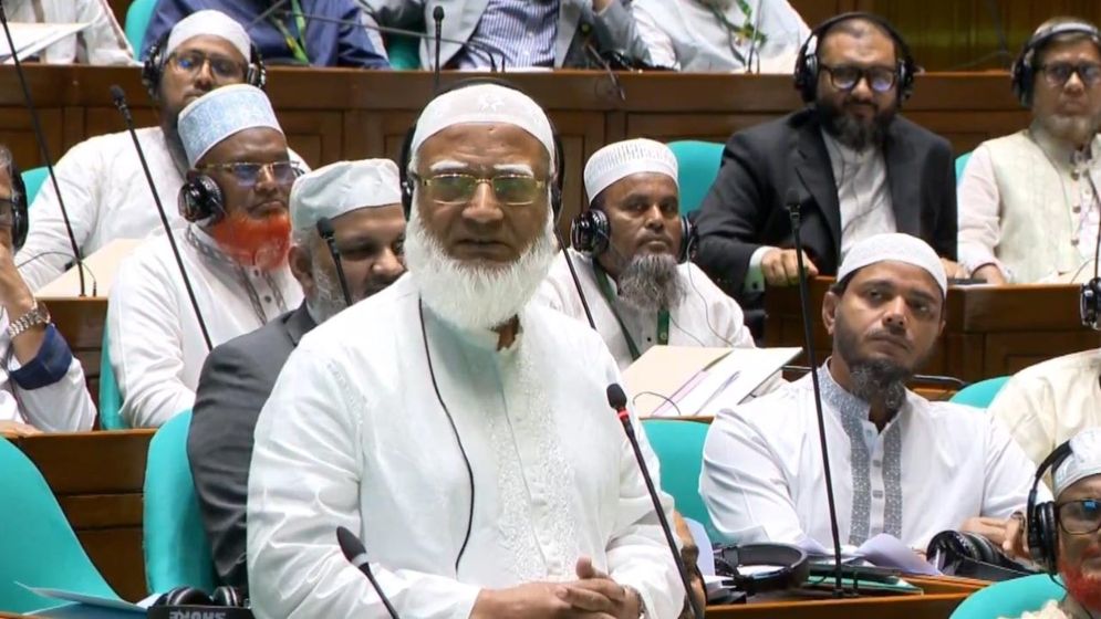 ইসলামী ব্যাংক ক্ষতিগ্রস্ত হলে অর্থনীতি মাটির সঙ্গে মিশে যাবে: বিরোধীদলীয় নেতা