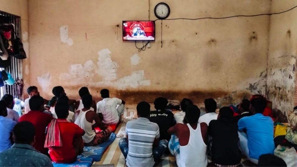 টাঙ্গাইল কারাগারে দেখানো হচ্ছে ফুটবল বিশ্বকাপ