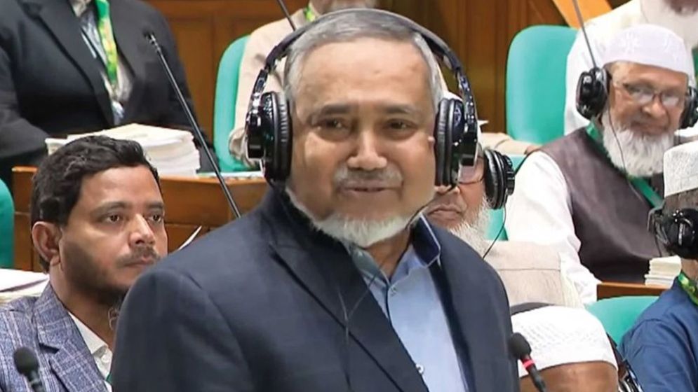 সাবেক আইজিপি বেনজীরকে গ্রেপ্তারে স্বরাষ্ট্রমন্ত্রীকে ধন্যবাদ জানালেন বিরোধীদলীয় উপনেতা