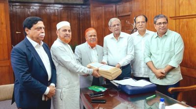 বিরোধীদলীয় এমপিদের অনুকূলে ধর্মীয় ও সামাজিক প্রতিষ্ঠানের উন্নয়নে বিশেষ বরাদ্দ