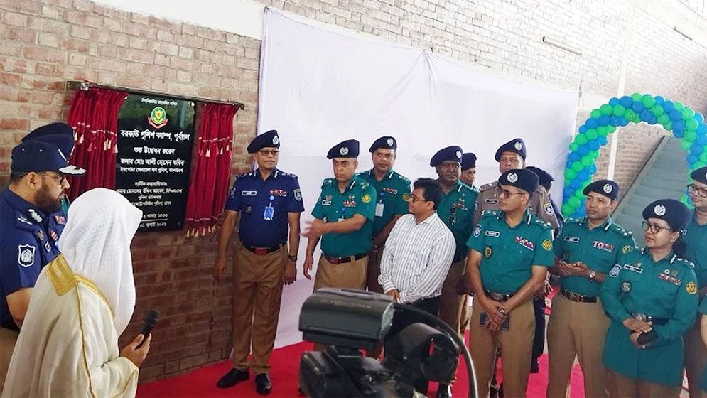 পূর্বাচলে ‘বরকাউ পুলিশ ক্যাম্প’-এর উদ্বোধন করলেন আইজিপি