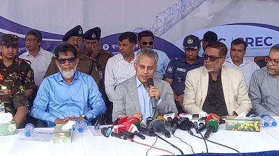 পদ্মা রেল সেতুর নিচে মাটি অপসারণ প্রকল্পের অংশ, ঝুঁকি নেই