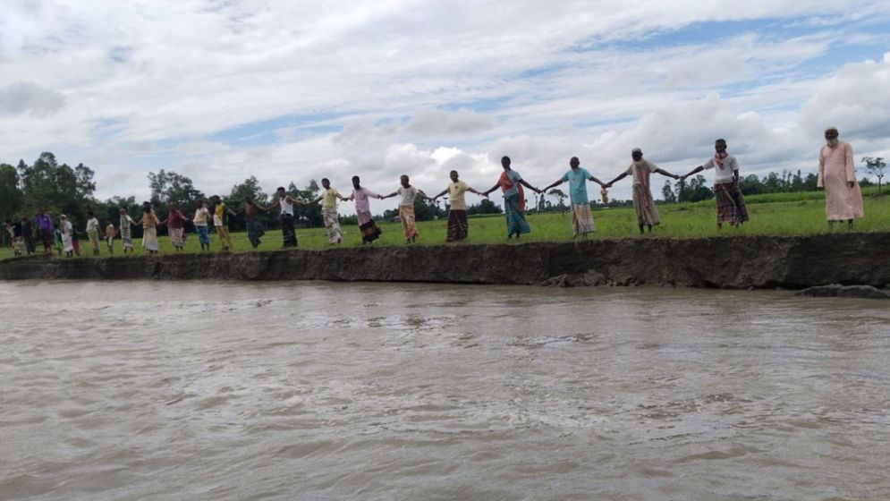 রাজারহাটে ১৫ দিনে নদীগর্ভে ১৯টি বাড়ি