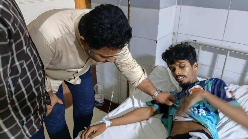 বিশ্বকাপের ম্যাচ নিয়ে ভাসানী বিশ্ববিদ্যালয়ে শিক্ষার্থীদের সংঘর্ষ, আহত ১০