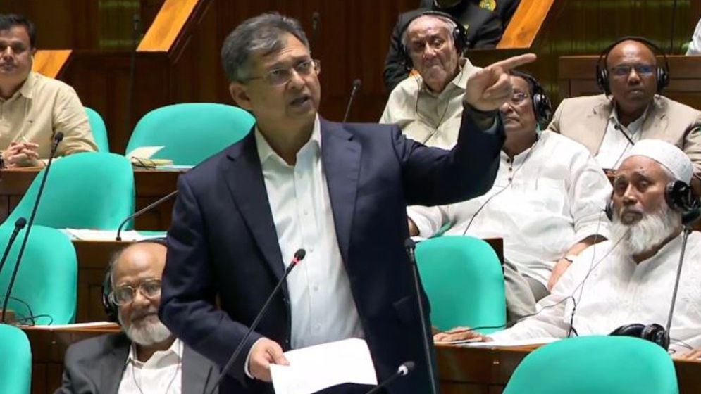 ফ্যাসিস্ট আমলে মডেল মসজিদ প্রকল্পে দুর্নীতি ন্যক্কারজনক: স্বরাষ্ট্রমন্ত্রী