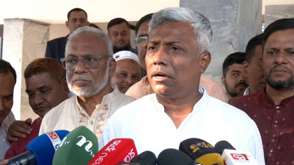 বন্যায় ক্ষতিগ্রস্তদের বাড়ি মেরামতে সরকার সহায়তা দেবে: বিদ্যুৎ প্রতিমন্ত্রী