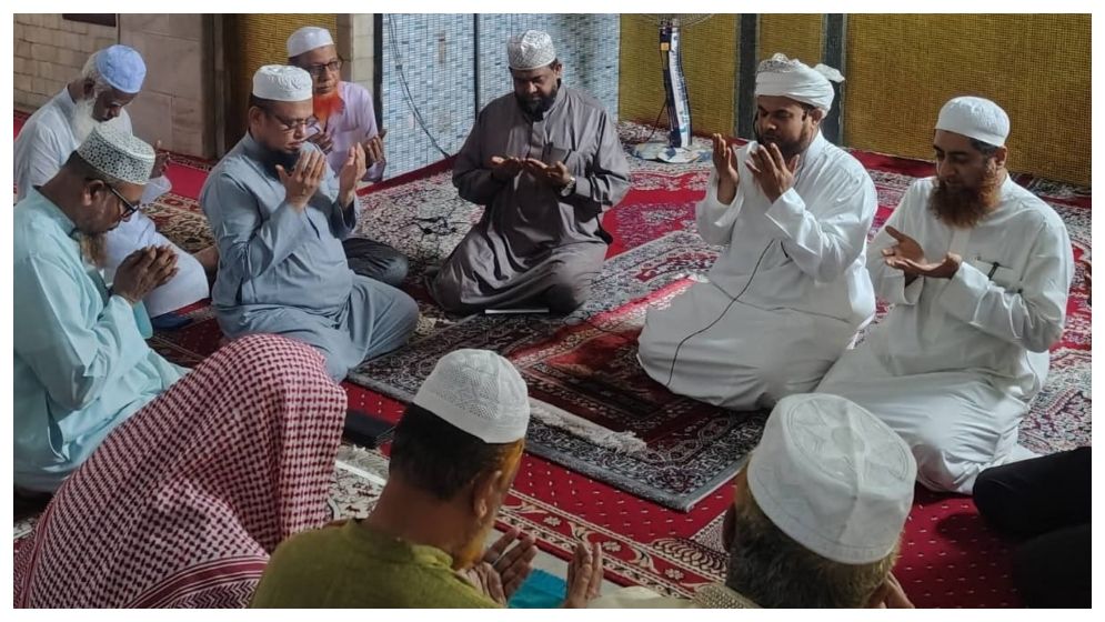জুলাই শহীদদের মাগফেরাত কামনায় বায়তুল মোকাররমে বিশেষ দোয়া মাহফিল