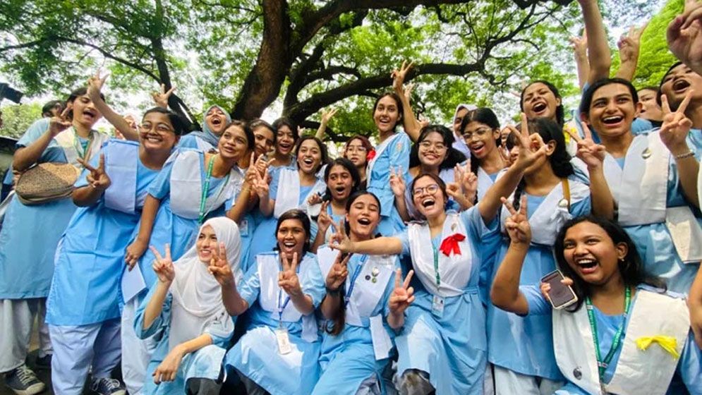উচ্চশিক্ষা থেকে চাকরি, কেন জরুরি এসএসসির ফল