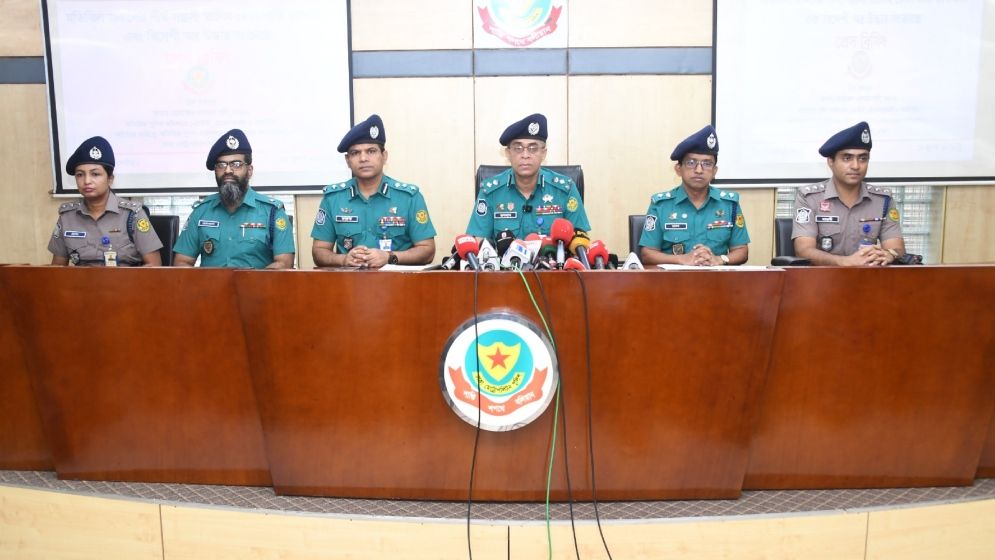 মতিঝিলে শ্যুটার বাপ্পিসহ পাঁচজন গ্রেপ্তার, উদ্ধার তিন বিদেশি আগ্নেয়াস্ত্র