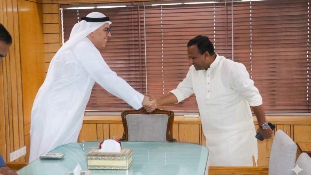 জাহাজ নির্মাণ ও নৌখাতে আমিরাতের বিনিয়োগ চায় বাংলাদেশ