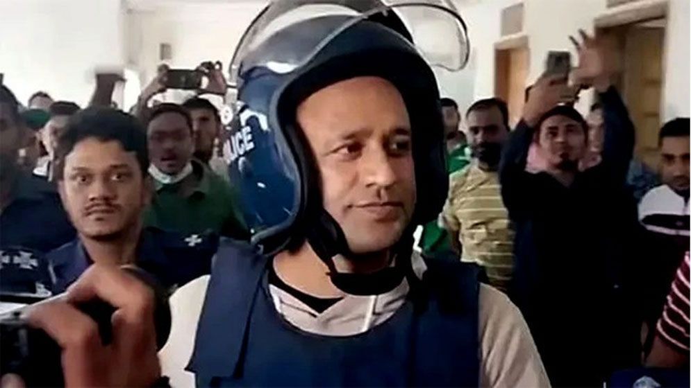 জামিন পেলেন ব্যারিস্টার সুমন